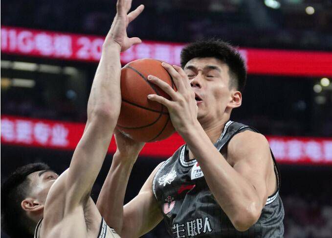 新婚夜一次次疯狂呻吟